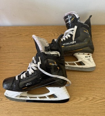 2022 Bauer Supreme M5 Pro Hockey Skates Regular Width 9 Fit 2