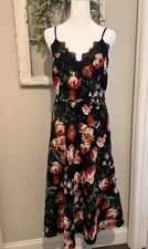 Women’s Floral Foxiedox Black Dress Lace Detail Medium Heavy Weight