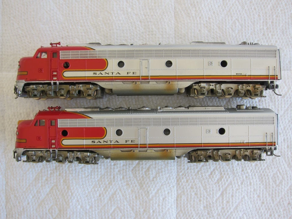 MODEL POWER AUSTRIA HO SANTA FE E9 A-A  SUPER DETAILED, WEATHERED-BEAUTIFUL! - Image 2 of 4