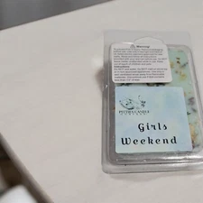 Girls Weekend Heart Shaped Melt