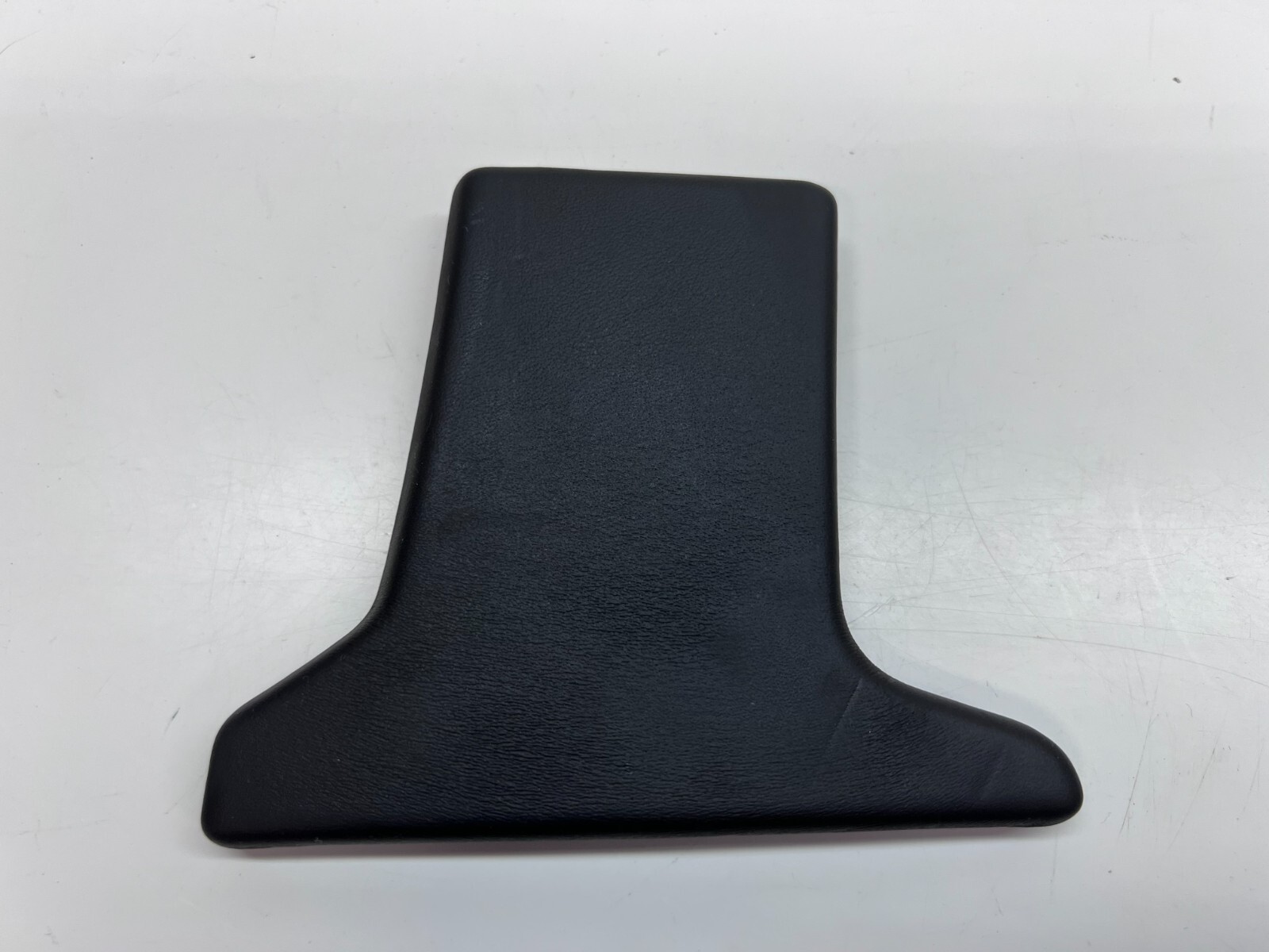 LAMBORGHINI HURACAN LP610 RIGHT RH LOWER DASH COVER TRIM LEATHER OEM 4T0857110