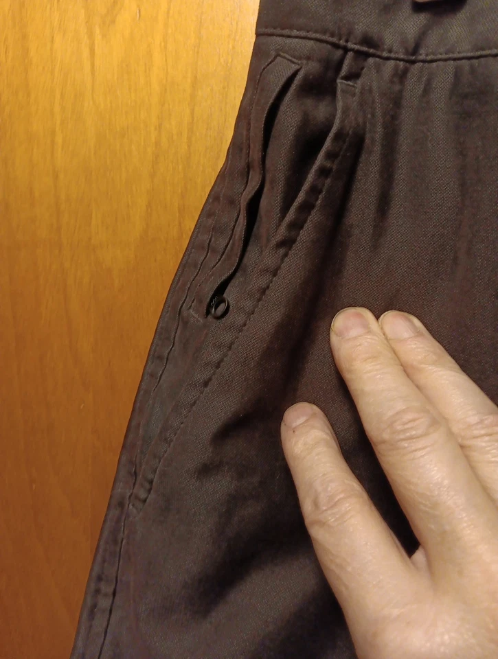 PGA Tour Tech Zone Golf Shorts. Black, 42 Waist, W/Side Zipper Pocket. - Image 3 of 4