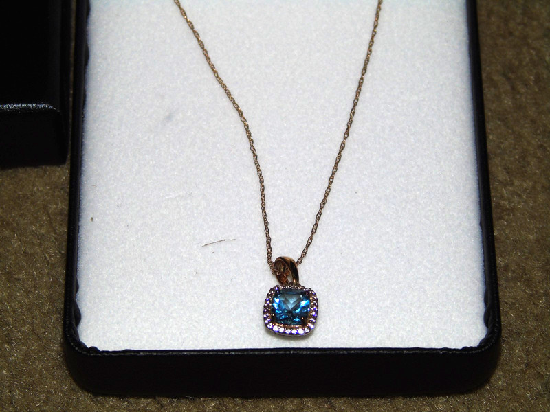 LeVian 14K Gold 1.19 ct London Blue Topaz White Diamond Classic Necklace Le Vian