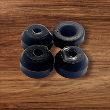 Olympia Traveler De Luxe Typewriter Feet (4 ea) thumbnail