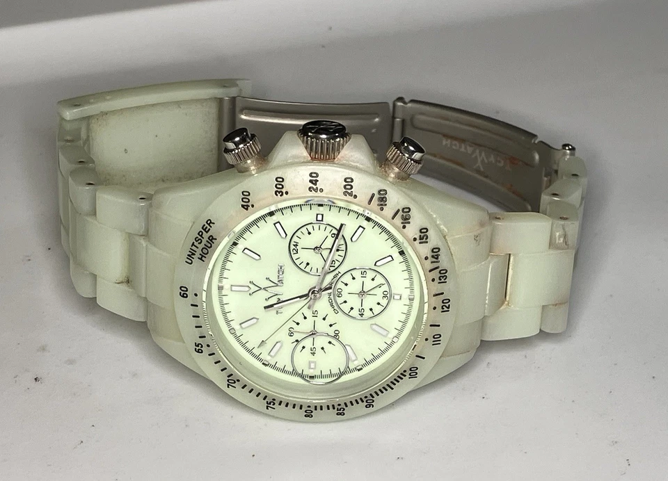 Reloj de juguete con bisel de cristal verde para mujer fecha acero inoxidable 5 ATM correa de 38 mm 7 pulgadas Foto 3 de 4