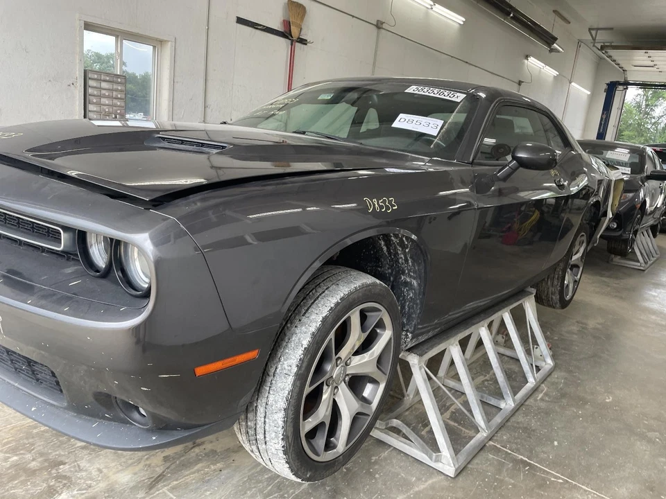 Medidor de velocímetro usado para: Dodge Challenger Cluster 2016 MPH 160 MPH ID 682810 Foto 2 de 4