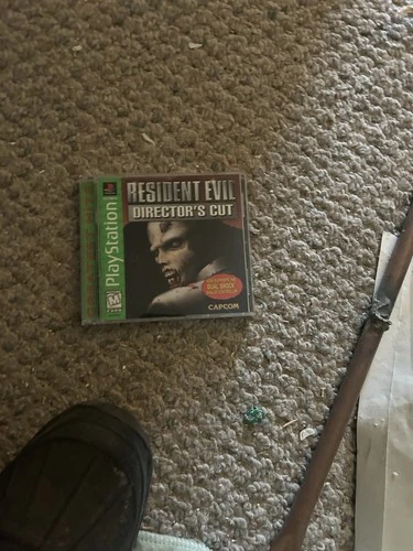 Resident Evil Director's Cut (PlayStation 1, 1997) Disc & Manual , & Reg Card