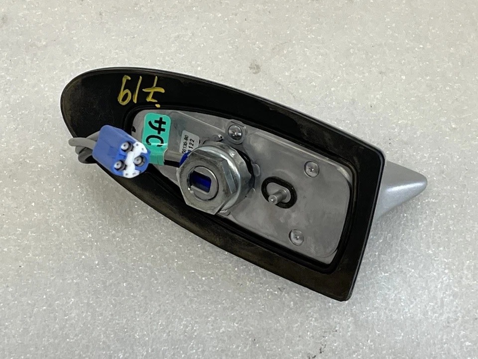 2010 2011 2012 LEXUS LS460 КРЫША АНТЕННА РТУТЬ СЕРЕБРО 1F2 86760-50130 - Изображение 2 из 4