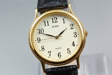 Vtg.1996  N MINT  SEIKO ALBA V501-6K80 33mm Gold Quartz Men's Watch JAPAN