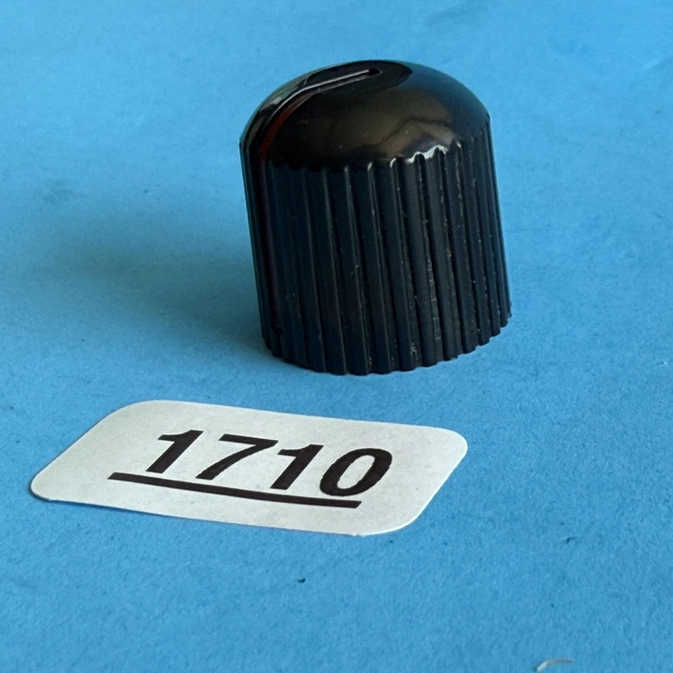RAVEN RG 60 Guitar Amp Used Amplifier OEM Part: Control Knob Black Red Cap Cover - Image 3 of 4