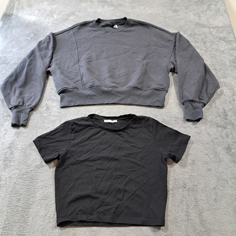 Bundle of 2 Black Crewneck Women's Clothing Size Medium Casual Outdoor