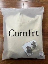 beige hoodie women medium comfrt never worn not even unpacked 