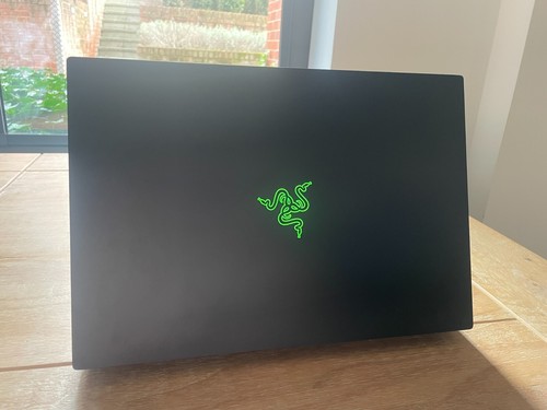 Razer Blade 16" - Intel Core i9 13th Gen 2.50 GHz, RTX 4080, 64GB RAM, 1TB SSD - Picture 5 of 11