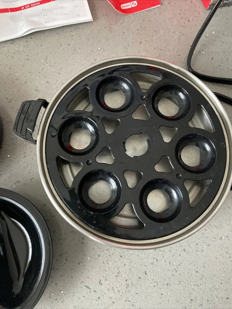 DASH Rapid Electric Egg Cooker for 6 Hard Boiled Eggs DASH Rapid Electric Egg Cooker for 6 Hard Boiled Eggs