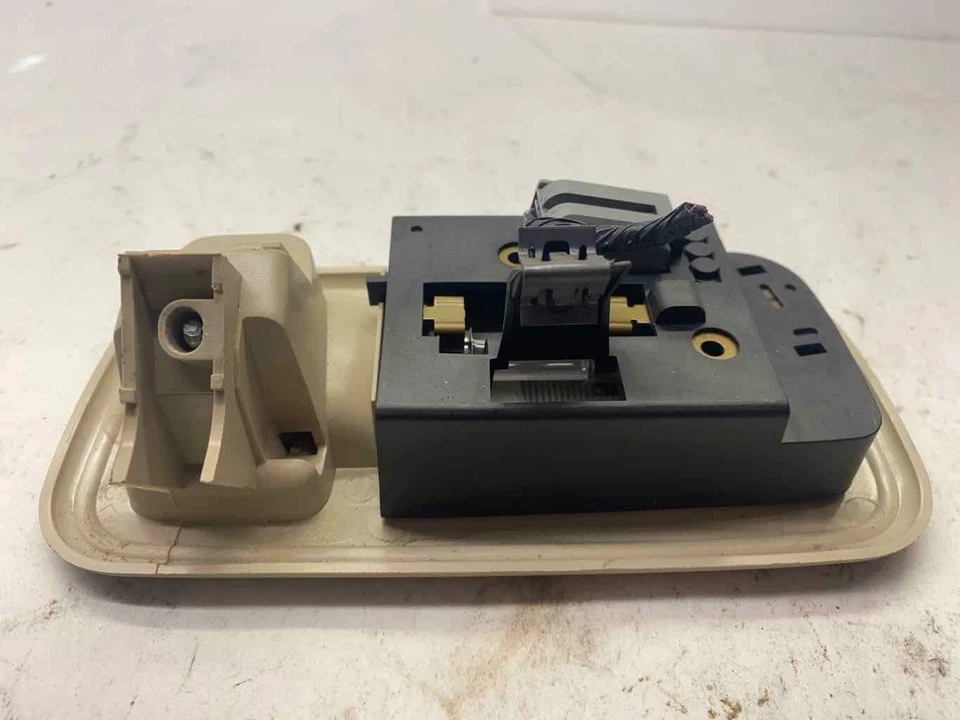 2002 FORD WINDSTAR задний внутренний купол лампа вешалка справа со стороны пассажира G - Изображение 4 из 4