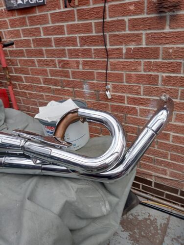 Suzuki Intruder 1800complete Exhaust System - Picture 6 of 8