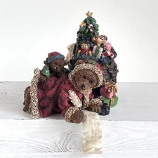 Grandeur Noel Christmas Bears Santa’s List Sack Of Toys Stocking Hanger