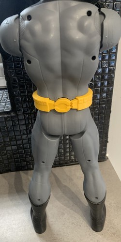 DC Comics Jakks Pacific Inc 2014 Batman Figure 19" With Cape - Picture 11 of 11