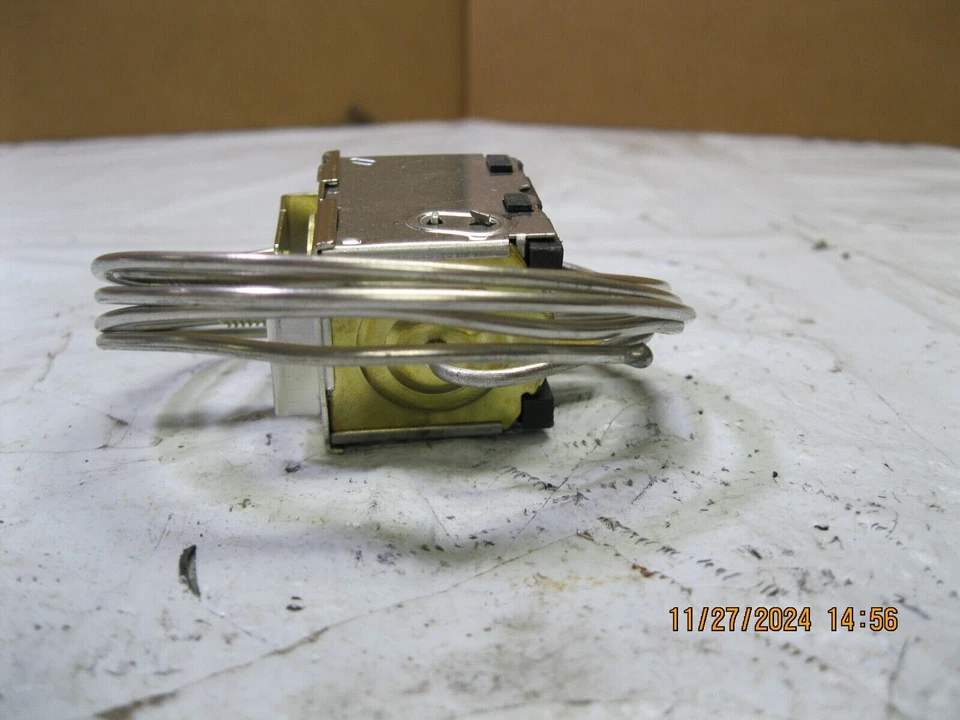 A/C Clutch Cycle Switch-Temperature Switch Factory Air 35715 Foto 3 de 4