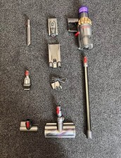 Dyson V15 Detect Absolute -Cordless Stick Vacuum  1 extra brand new Hepa filter