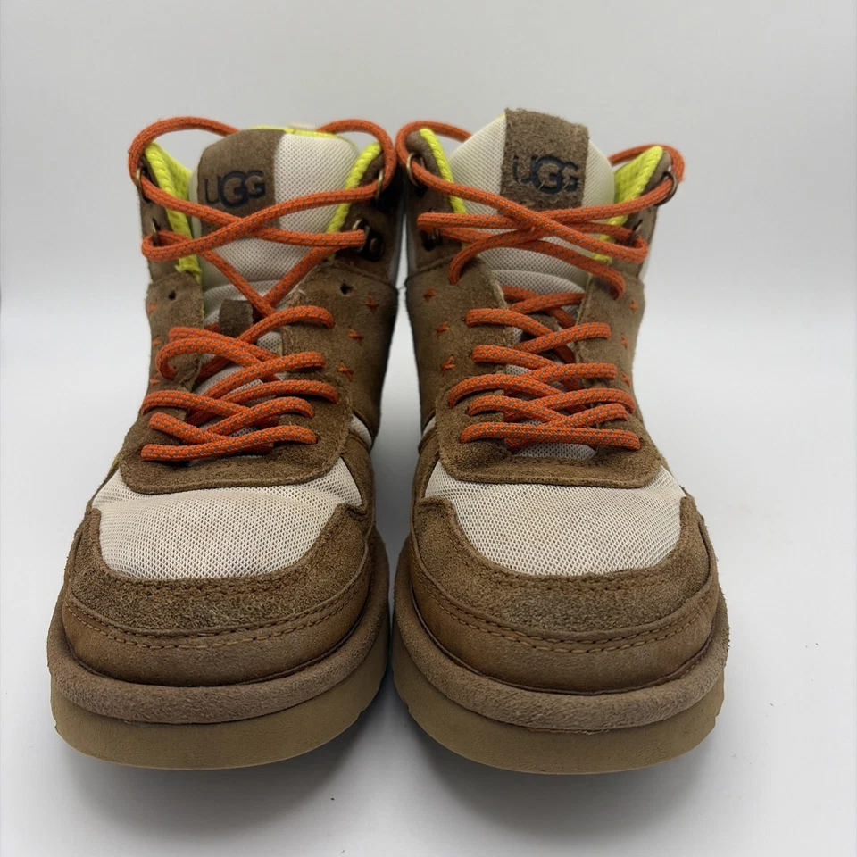 UGG Youth Boys Highland Hi Heritage Boots 6 Chestnut Yellow Orange Suede Winter - Image 2 of 4