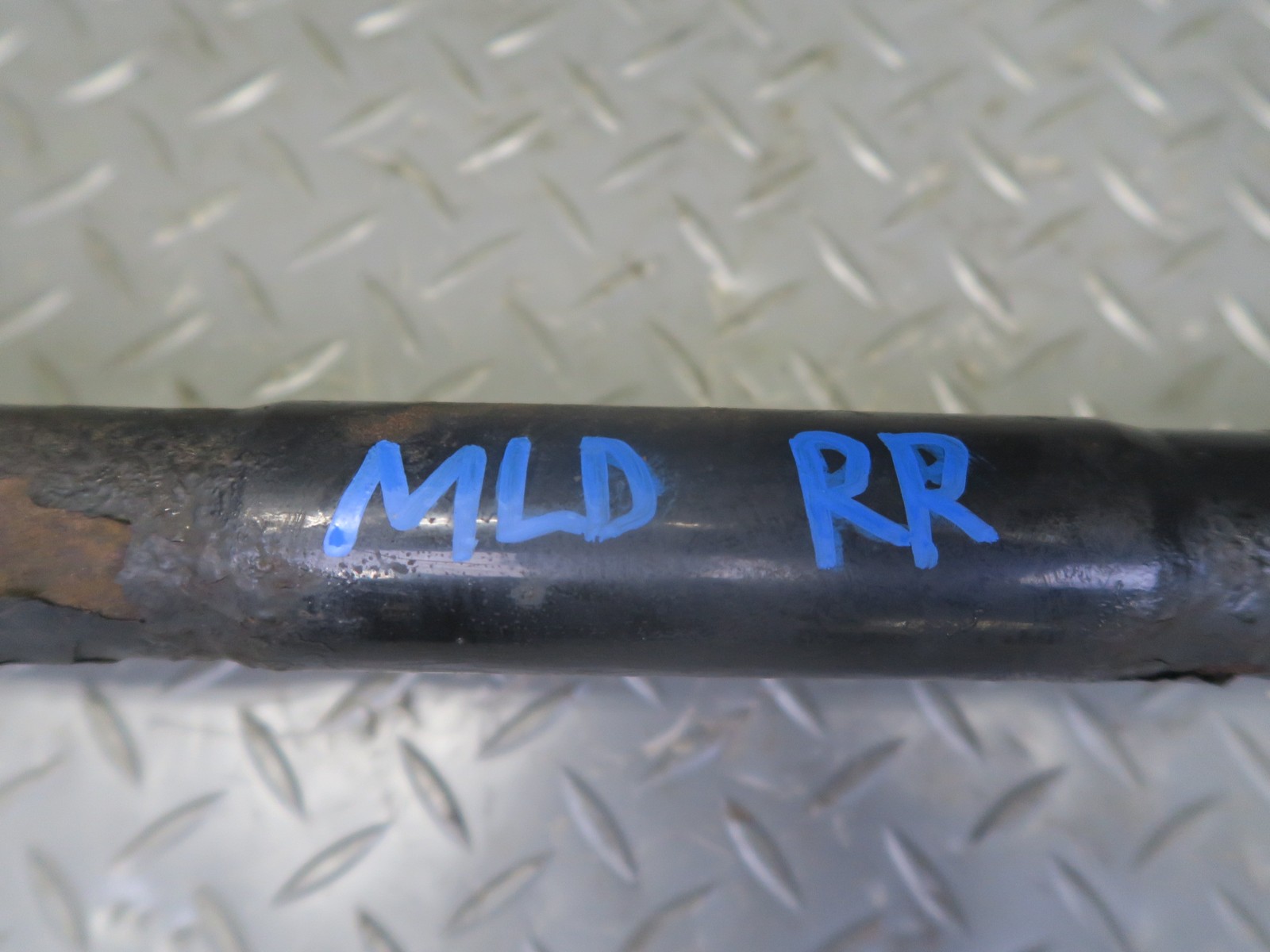 17-20 MASERATI LEVANTE M161 3.0L AWD REAR LEFT OR RIGHT AXLE SHAFT 6700320360