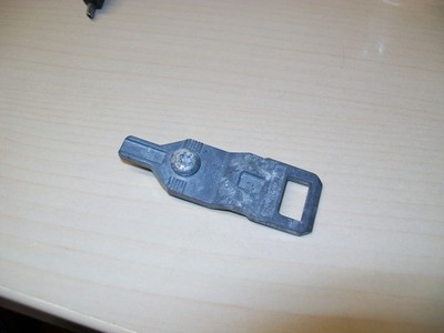 MIELE G2220 SCI Dishwasher Door Latch Striker Tongue 0585692 0 #21