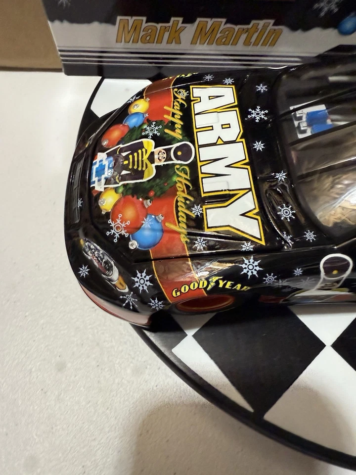 RARO* Mark Martin #6 ARMY SAM BASS HOLIDAY 2007 1/24 Nascar Diecast Foto 3 de 4