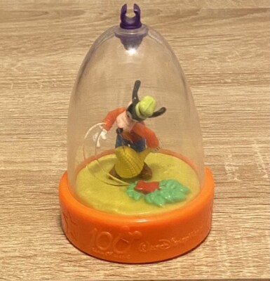 McDonaldland Magic フィギュア 2001年製 2001 McDonalds 100 Years of Magic Walt Disney World Goofy Sphere