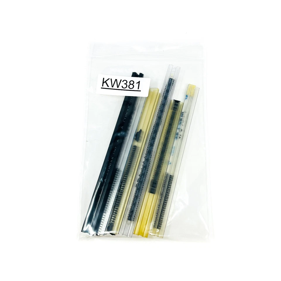 55 pcs Assorted Maxim MAX639 HSS9144 MAX642 MAX632 Switching Voltage Regulators - Image 2 of 4