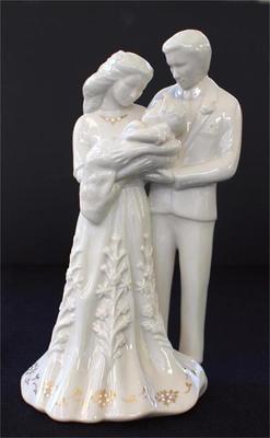 Vintage 1996 LENOX Fine China JEWELS Kollektion CHRISTENINGS Figurine 9 1/2''h