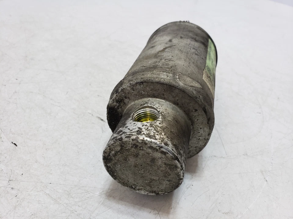 ✅ 99-03 OEM Volkswagen Eurovan MV A/C Receiver Drier - Image 3 of 4