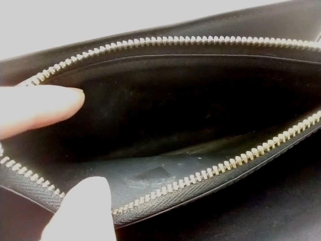 CELINE Long Leather Wallet Multi-Function Card Or… - image 6