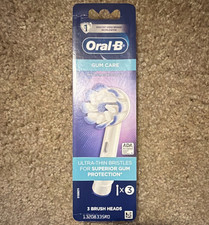 Oral-B Gum Care Toothbrush Heads 3-Pack Ultra-Thin Bristles White