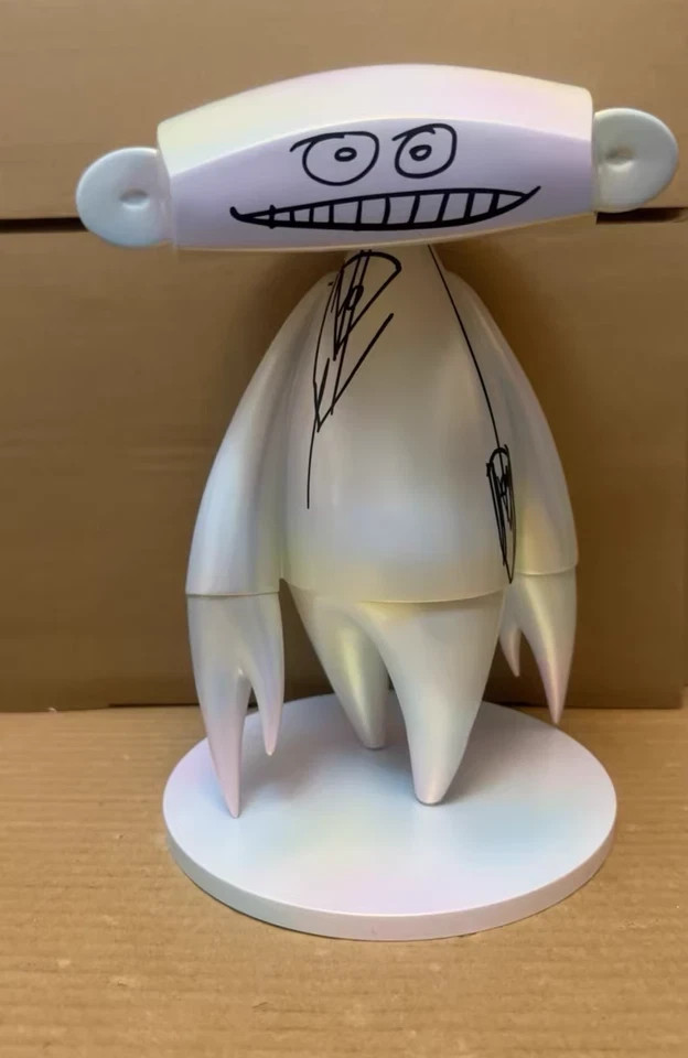 Futura Laboratories x PopLife Johnny Art Vinyl Figure Event