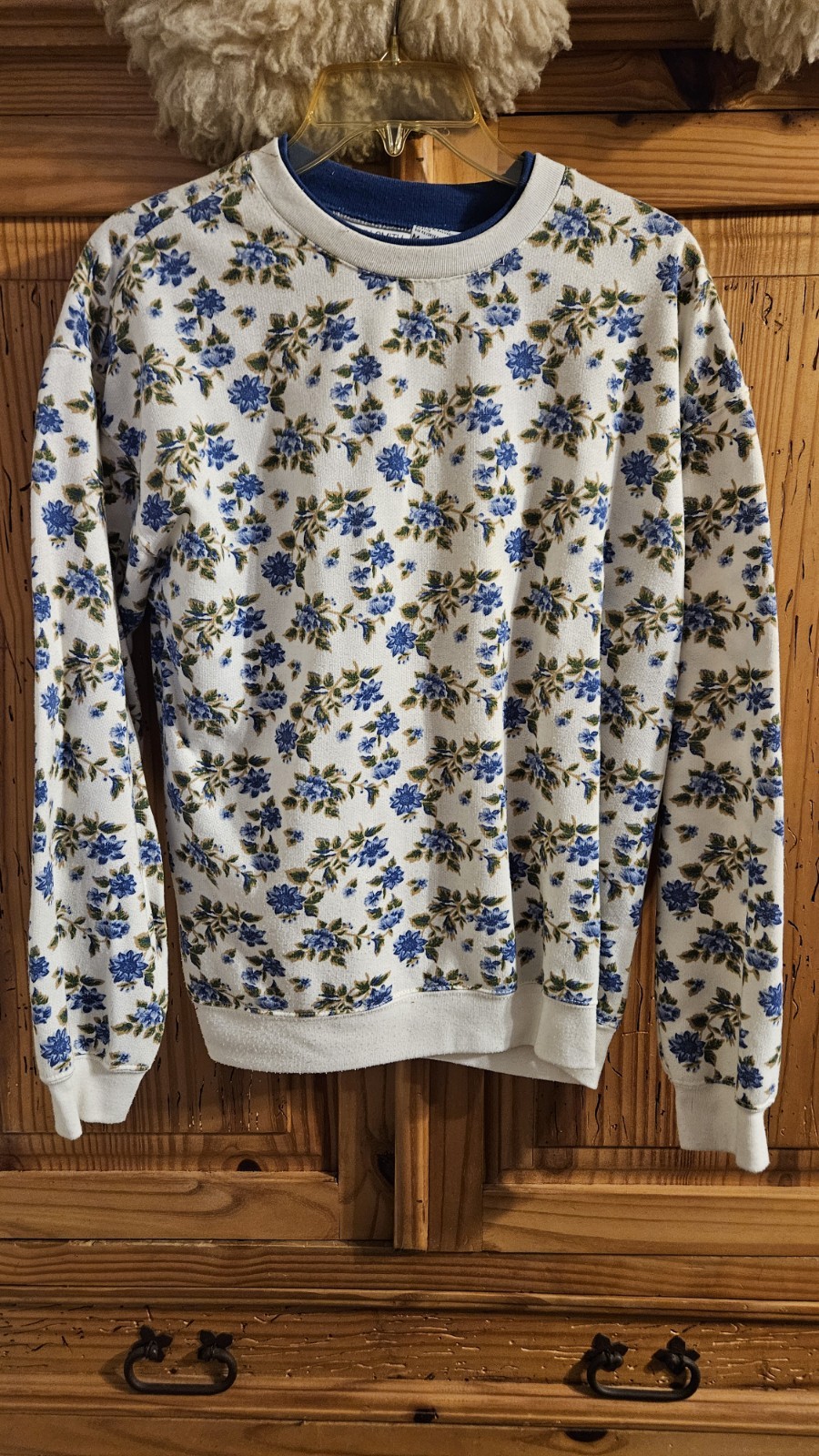 Womens Vintage Jacklyn Smith Sport Size Medium Blue Floral Pattern Sweatshirt