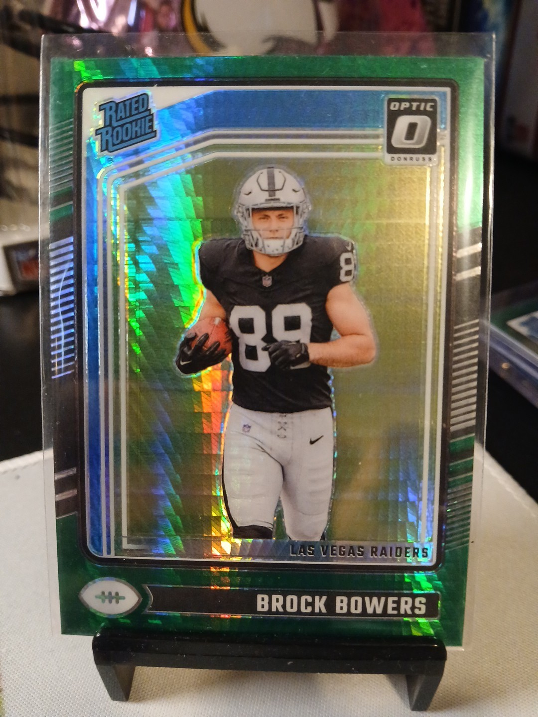 2024 Panini Donruss Optic Rated Rookie Brock Bowers #215 Green Hyper Prizm (RC)