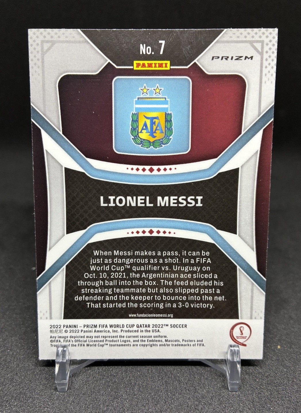 2022 Panini Prizm World Cup Qatar - Lionel Messi #7 Green Wave Prizm view 2