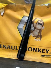 RENAULT CLIO MK4 PASSENGER FRONT LOWER DOOR TRIM BLACK AND CHROME 502T