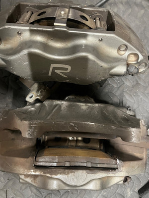 genuine volvo s60r v70r front brake calipers  L R PAIR 2004-27 brembo sport