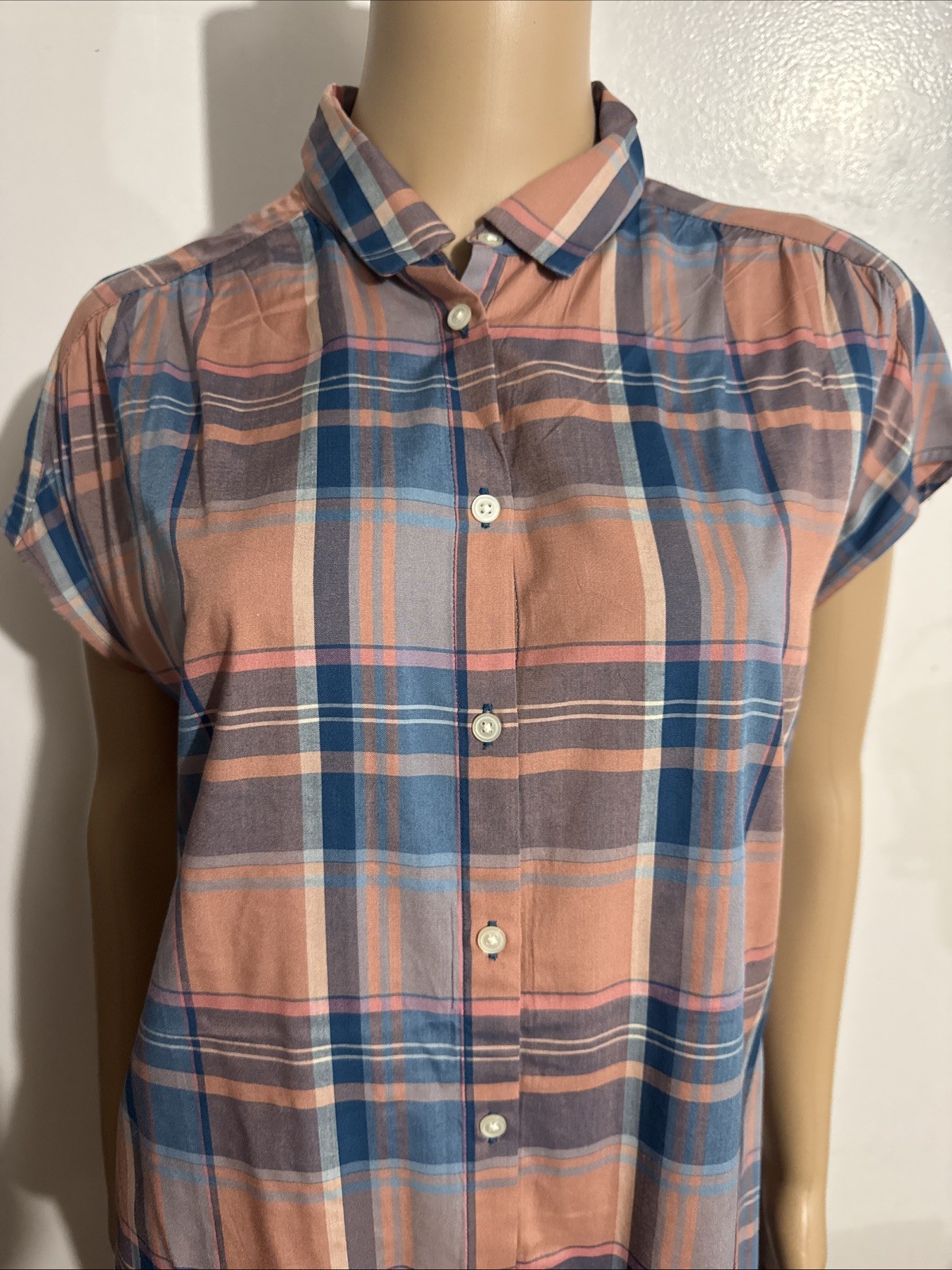 LOFT OUTLET MEDIUM MULTICOLOR PLAID BUTTON CUFFED… - image 2