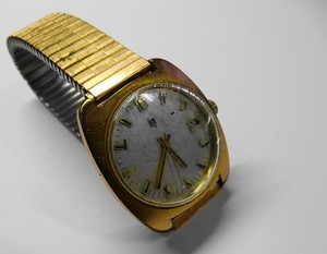 MONTRE LIP R100 - 2 PIGNONS COULANT PART.407