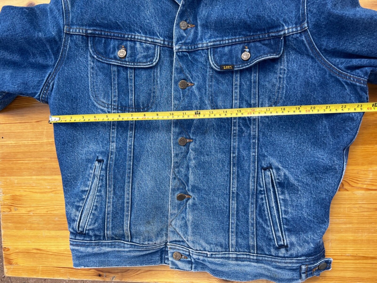 Vintage Lee Storm Rider Large 46 Blue Denim Button Jacket Vintage Lee Storm Rider Large 46 Blue Denim Button Jacket