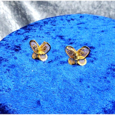 vintage gold tone open mesh butterfly w/floral design inside wings earrings