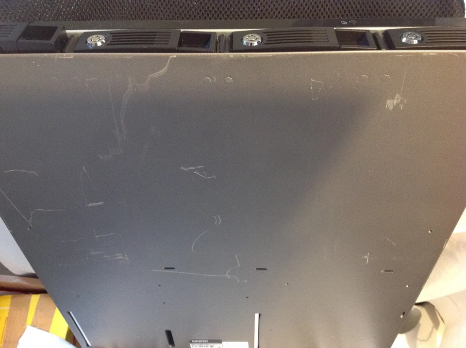 QNAP TS-439U SP Rack Mount Enterprise NAS Server , NO HARD DRIVES - Image 3 of 4