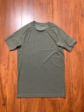 Whoop 4.0 Body Any Wear T Shirt Mens Size Large Short Compression Green 28x19