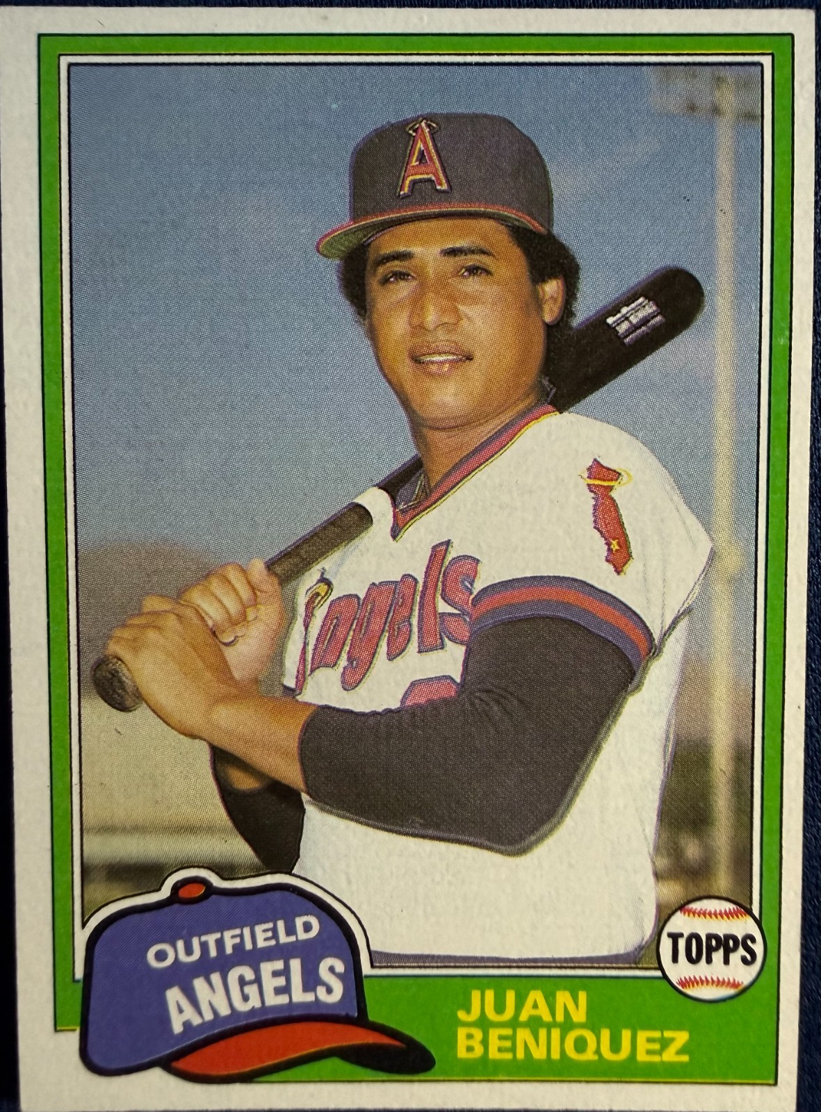 Juan Beniquez #733 Baseball Cards 1981 Topps Traded trading card — raw and PSA graded price guide