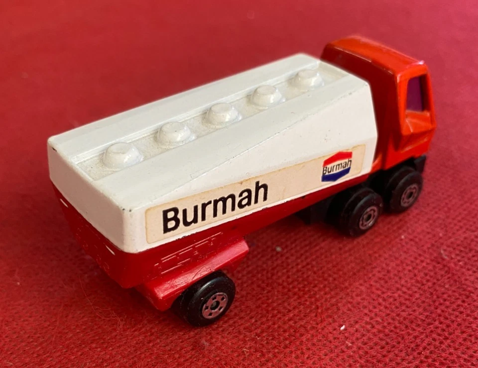MATCHBOX LESNEY Superfast Modellino Camion FREEWAY GAS TANKER BURMAH N.63 (1973) - Immagine 2 di 4