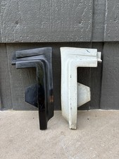 1988-98 Chevy Gmc Truck Tahoe Left Right Bumper Filler Trim 15973429 15973430 1988-98 Chevy Gmc Truck Tahoe Left Right Bumper Filler Trim 15973429 15973430