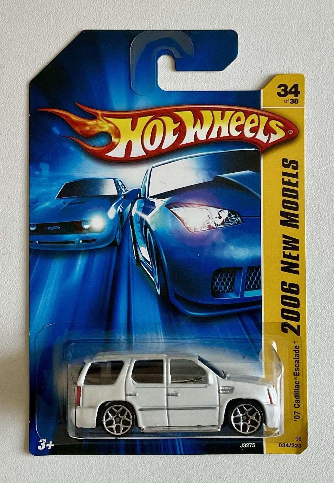 HOT WHEELS 2006 NEW MODELS ‘07 CADILLAC ESCALADE 034/223 WHITE